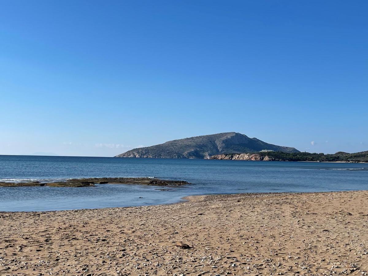 Legrena Beach Villa Сунион Экстерьер фото