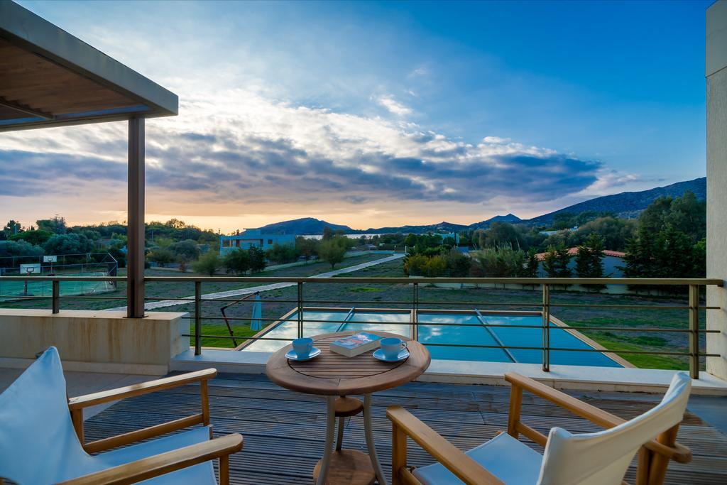 Legrena Beach Villa Сунион Экстерьер фото
