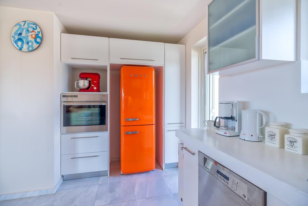 Legrena Beach Villa Сунион Экстерьер фото