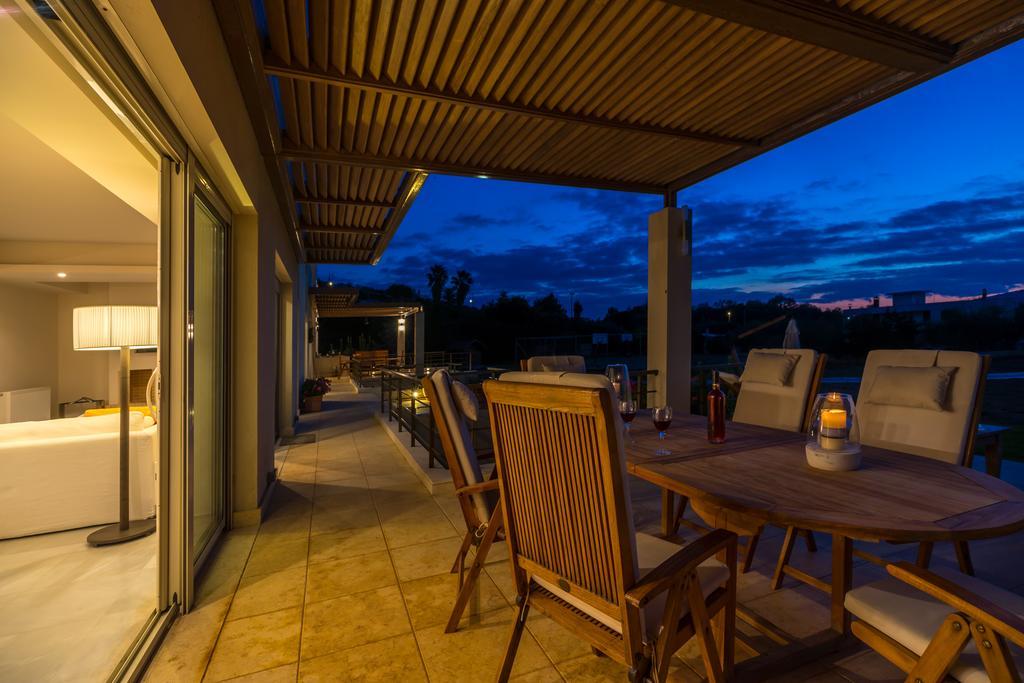 Legrena Beach Villa Сунион Экстерьер фото